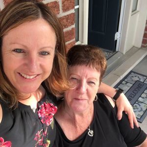 Meet your Posher, Laurie